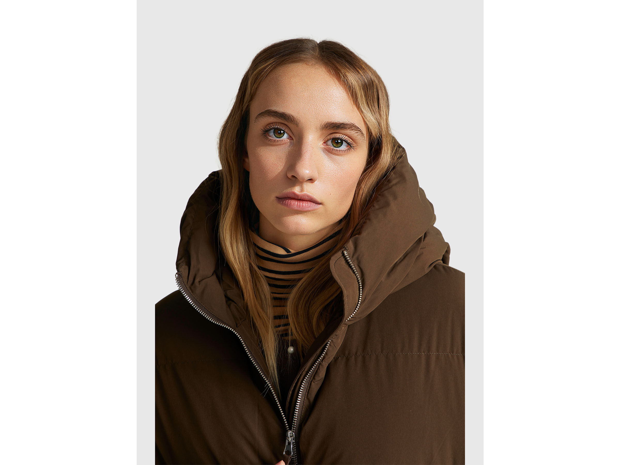 HEAVY JACKET Mujer image number 4